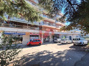Negozio / Locale in vendita a Benevento - Zona: Centro