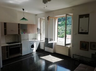 Quadrilocale in Via torricelli, Genova, 1 bagno, arredato, 53 m²