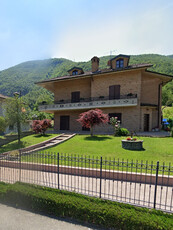 rustico / casale in vendita a Sant'Omobono Terme