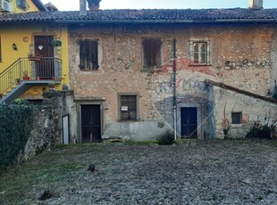 Rustico in Via Carosso, Almenno San Bartolomeo, 6 locali, 333 m²