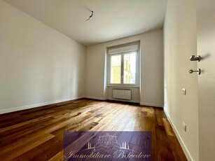 Trilocale in Via Antonio Salandra, Firenze, 1 bagno, 71 m², 2° piano