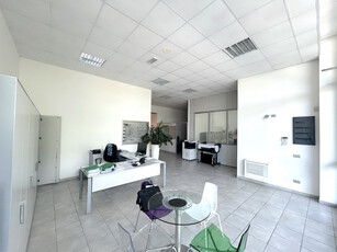 Ufficio / Studio in vendita a Cesena - Zona: Centro Urbano