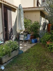 Villa a Grosseto, 10 locali, 2 bagni, giardino privato, posto auto