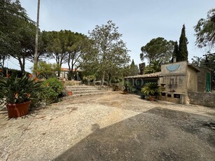 Villa a Modica in monserrato