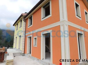 Villa di nuova Costruzione in vendita a Rapallo