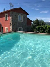 Villa in Affitto ad Arcola - 3000 Euro