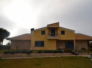 Villa in Contrada Pagliarelli, Vasto, 6 locali, 4 bagni, posto auto