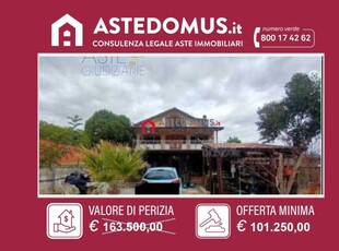 Villa in Vendita ad Montecorvino Pugliano - 101250 Euro