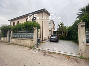 Villa in Vendita in Via Ferdinando Magellano 137 a Carini