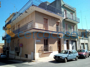 Villa in vendita in Via V.emanuele, Canicattini Bagni