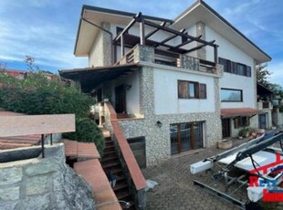 Villa in Via Fontanelle, Marano Principato, 12 locali, 6 bagni, 690 m²