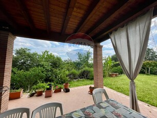 Villa in VIA PALESTRO, Calcinato, 3 locali, 2 bagni, giardino privato