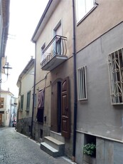 Villa in Via san francesco, Salza Irpina, 3 locali, 1 bagno, arredato