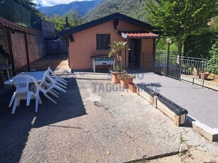 Villa singola in Regione Oxentina, Taggia, 3 locali, 1 bagno, arredato