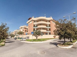 Appartamento in vendita a Guidonia Montecelio