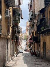 Appartamento in Vendita in Piazzale Anelli a Palermo