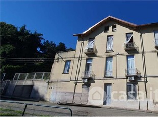 Appartamento in Vendita in Strada del Lauro 20 a Torino