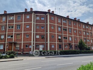 Appartamento in Vendita in Via Andrea Sansovino 96 a Torino