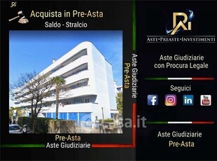 Appartamento in Vendita in Via Bepi Romagnoni 54 a Roma