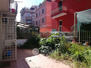 Appartamento in Vendita in Via Delle Azalee a Roma