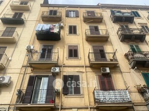 Appartamento in Vendita in Via Francesco Paolo Perez a Palermo