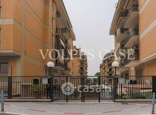 Appartamento in Vendita in Via Piegaro a Roma