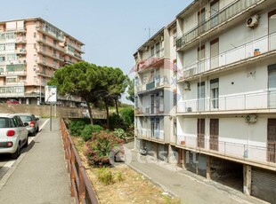 Appartamento in Vendita in Via Salvatore Raccuglia 15 a Catania