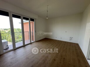 Appartamento in Vendita in Via Val di Bondo 21 a Milano