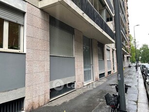Appartamento in Vendita in Viale Lazio 27 a Milano