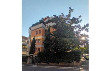 Bilocale in vendita a Roma, Zona Cortina d'Ampezzo