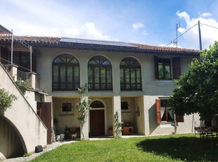 Casa indipendente con giardino a Avigliana