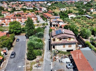 Casa indipendente in Vendita in Via del Fosso degli Arcacci 37 a Roma