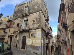 Casa indipendente in Vendita in Via Grazia a Caltagirone
