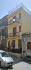 Casa indipendente in Vendita in Via Morrusco 25 a Militello in Val di Catania