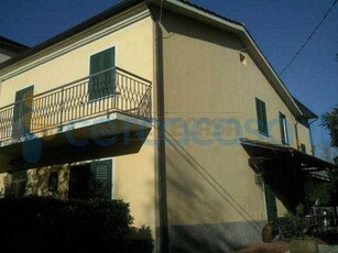 Casa semi indipendente da ristrutturare in vendita a Montopoli In Val D'Arno