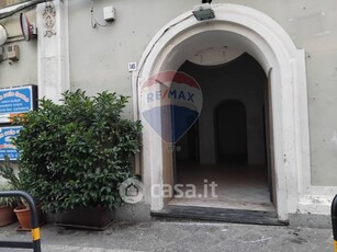 Negozio/Locale commerciale in Vendita in Via Vittorio Emanuele II 145 a Acireale