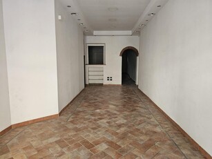 Palazzina commerciale in affitto a Firenze