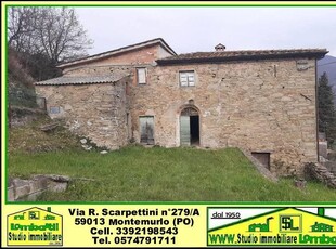 Rustico in vendita a Montale