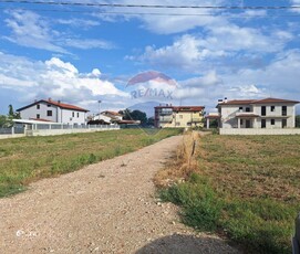 Terreno edificabile in vendita a Santa Maria Imbaro