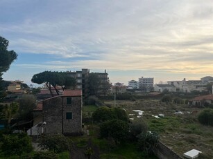 Trilocale ristrutturato a Ventimiglia