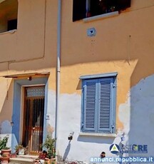 Unità immobiliare di vecchia costruzione, facente