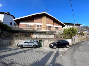 Vendita Villa Bifamiliare Via Ospedale, Pont-Canavese
