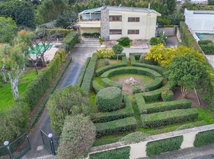 Villa con terrazzo a Carmiano