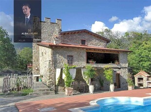 Villa in vendita a Licciana Nardi
