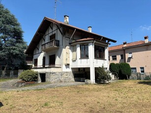 Villa in vendita a Mariano Comense