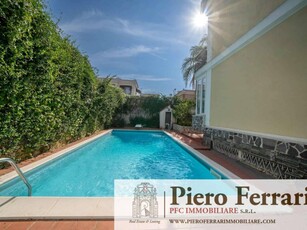 Villa in vendita a Pozzuoli