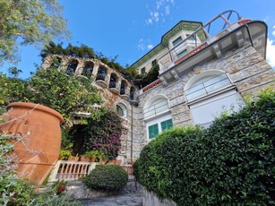 Villa in vendita a Rapallo