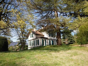 Villa in vendita a Rovereto