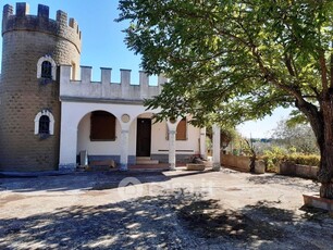 Villa in Vendita in Via Ottavia Penna a Caltagirone