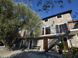 Villa ristrutturata a Bordighera